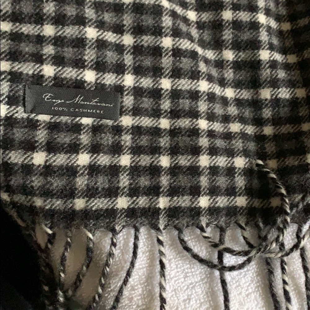 Cashmere scarf